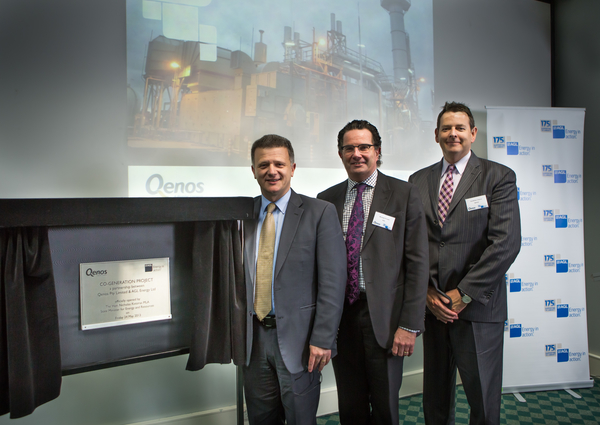 L-R The Hon Nicholas Kotsiras, Minister for Energy & Resources, Michael Fraser CEO AGL and Jonathan Clancy unveil the official plaque at the Cogeneration launch ceremony.